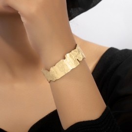 Elegante Estilo Simple Geométrico Aleación Enchapado Chapado En Oro Mujeres Brazalete