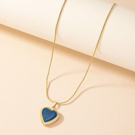 Retro Estilo coreano Forma De Corazón Aleación Enchapado Embutido Mujeres Collar Colgante