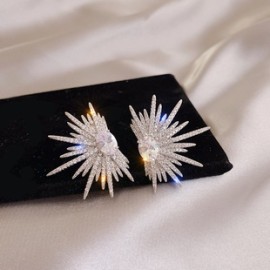 1 Par Estilo IG Brillante Estrella Enchapado Embutido Aleación Diamantes De Imitación Circón Plateado Pendientes