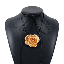 Estilo moderno Estilo Simple Flor Aleación Cuerda de cera Mujeres Collar